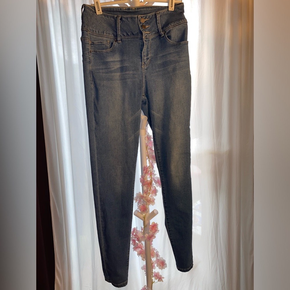 Wanna Betta Shape Jeans